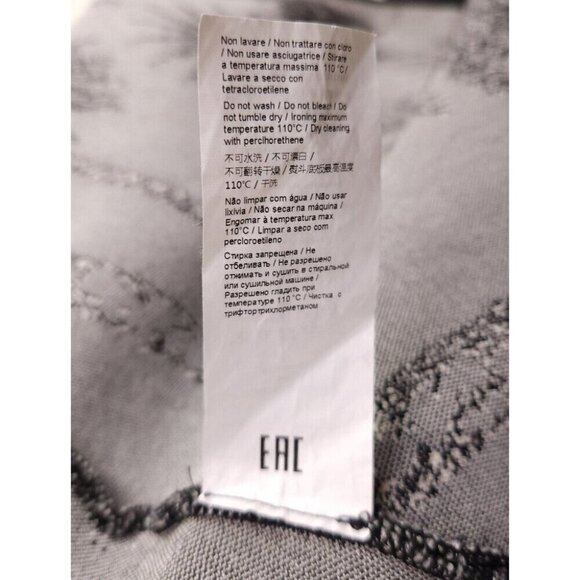 Elegant Black and White Mini Dress - Picture 13 of 13